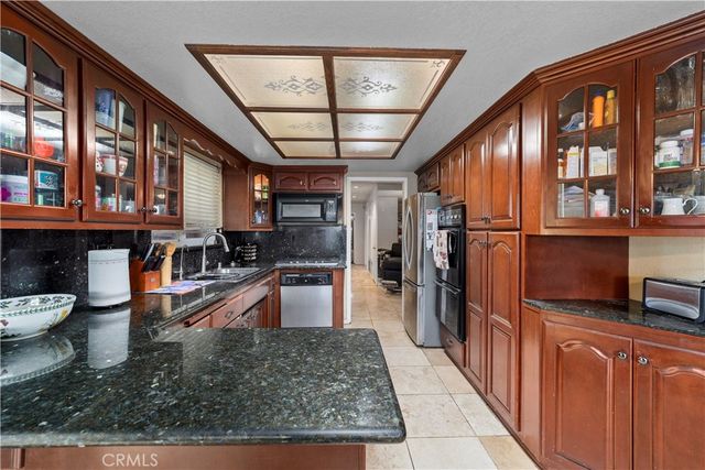 440 W Heather, Rialto, CA 92376