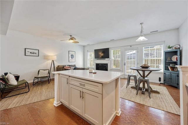 102 Alanna CT, Yorktown, VA 23690