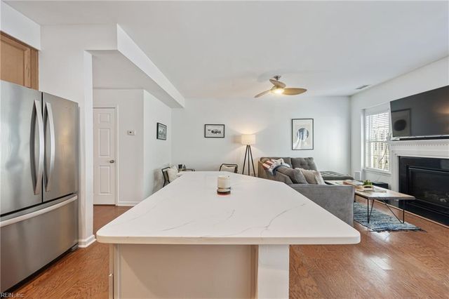 102 Alanna CT, Yorktown, VA 23690