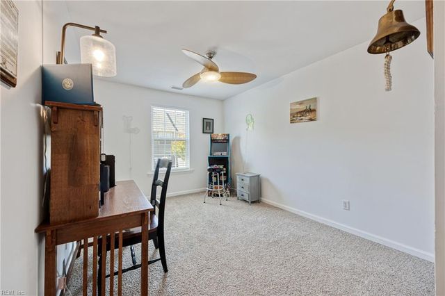 102 Alanna CT, Yorktown, VA 23690