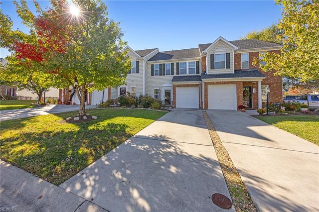 102 Alanna CT, Yorktown, VA 23690