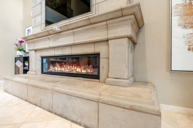 1742 N Pratos Street, Visalia, CA 93291