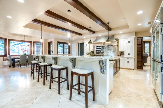 1742 N Pratos Street, Visalia, CA 93291