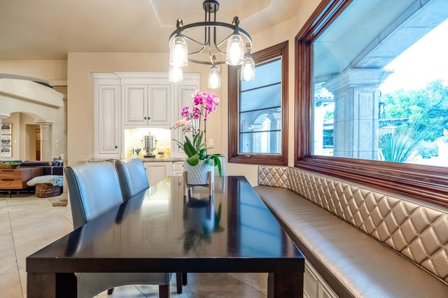 1742 N Pratos Street, Visalia, CA 93291