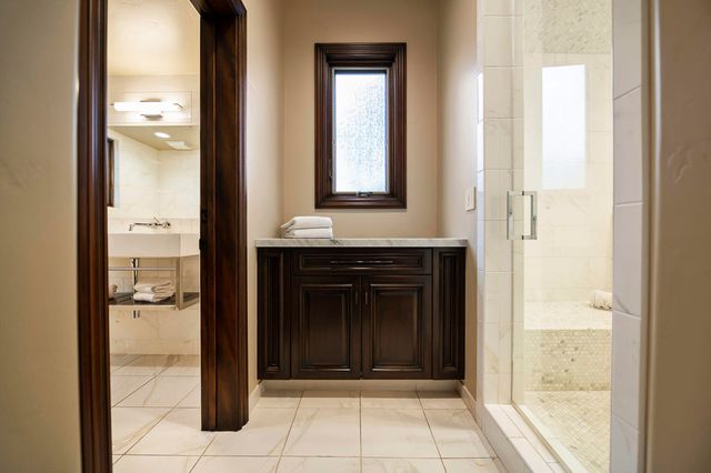 1742 N Pratos Street, Visalia, CA 93291