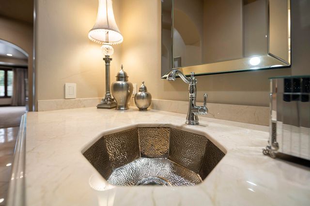 1742 N Pratos Street, Visalia, CA 93291