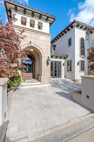 1742 N Pratos Street, Visalia, CA 93291