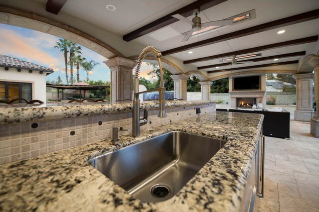 1742 N Pratos Street, Visalia, CA 93291