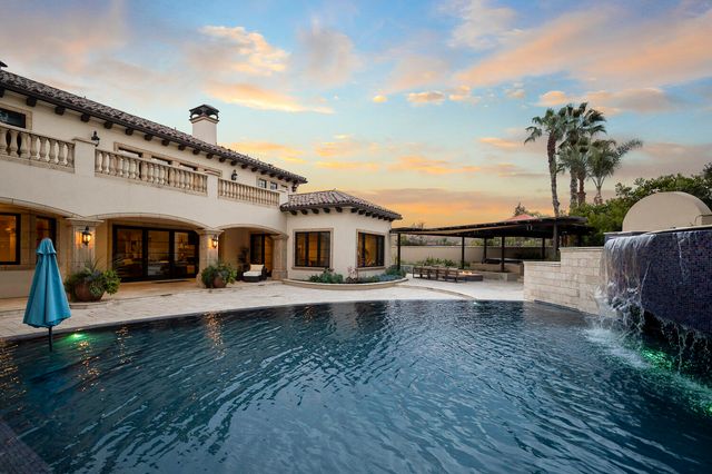 1742 N Pratos Street, Visalia, CA 93291