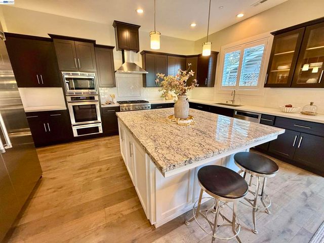 2133 Pleasant View Lane, Livermore, CA 94550