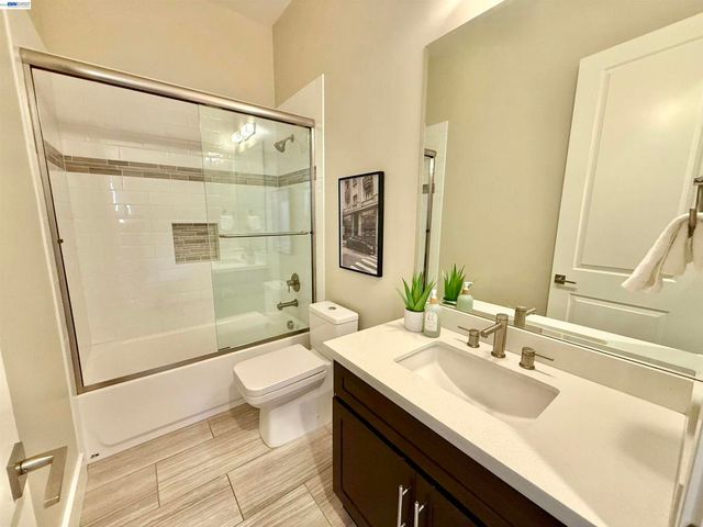2133 Pleasant View Lane, Livermore, CA 94550