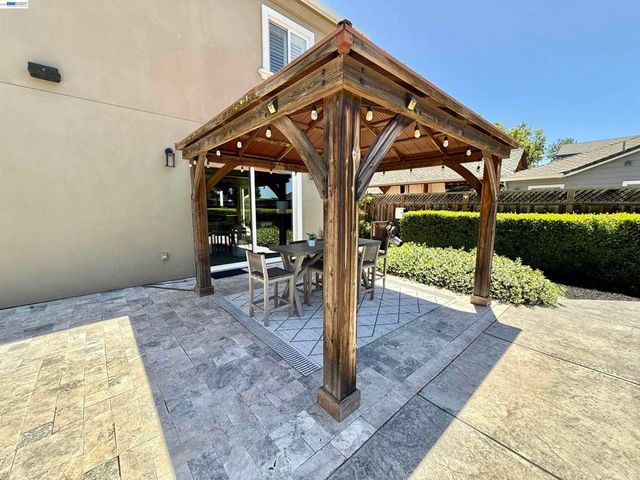2133 Pleasant View Lane, Livermore, CA 94550