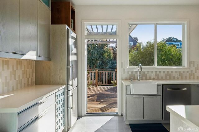 854 47th Avenue, San Francisco, CA 94121