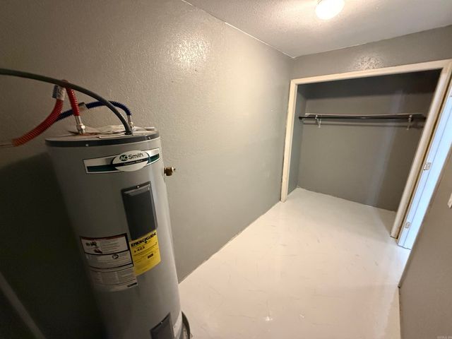 103 Hurricane Lake Road, Bald Knob, AR 72010