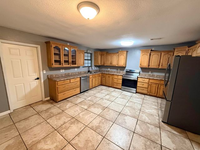 103 Hurricane Lake Road, Bald Knob, AR 72010