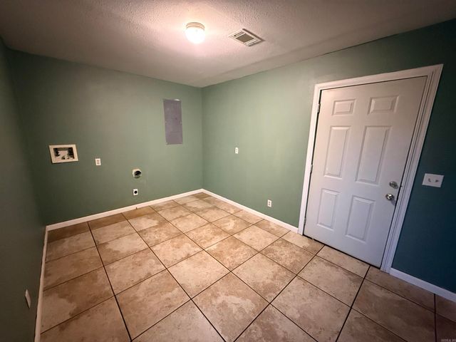 103 Hurricane Lake Road, Bald Knob, AR 72010