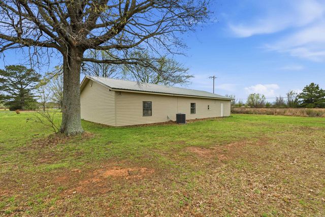 103 Hurricane Lake Road, Bald Knob, AR 72010