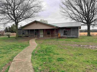 103 Hurricane Lake Road, Bald Knob, AR 72010