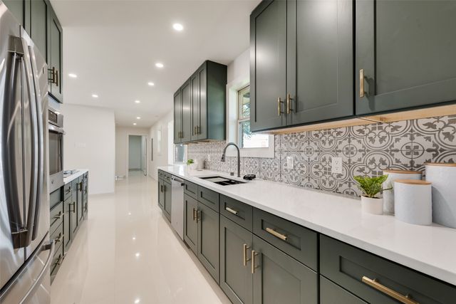 3106 Sharpview Lane, Dallas, TX 75228