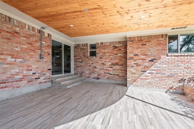 3106 Sharpview Lane, Dallas, TX 75228