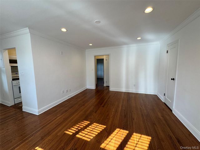 70A Sea Cliff Avenue 70A, Glen Cove, NY 11579