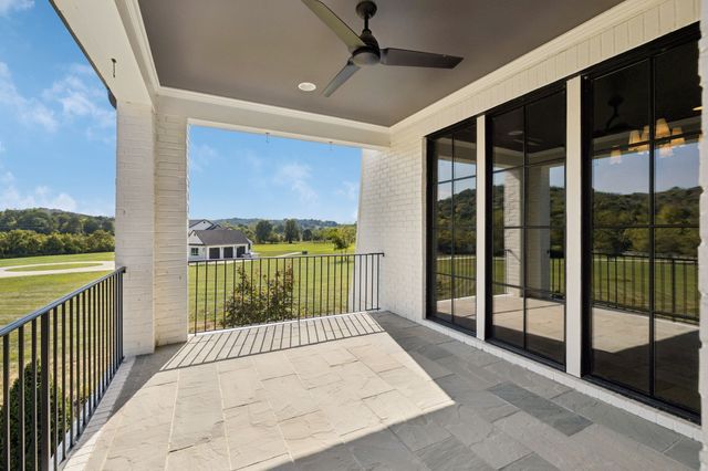 2245 Skinner Rd, Arrington, TN 37014