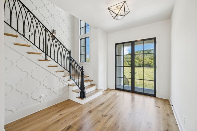 2245 Skinner Rd, Arrington, TN 37014
