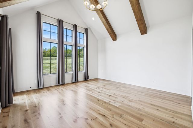 2245 Skinner Rd, Arrington, TN 37014