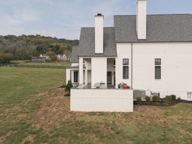 2245 Skinner Rd, Arrington, TN 37014