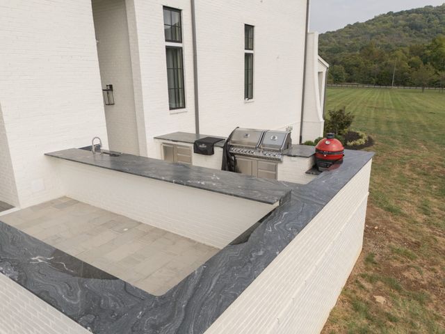 2245 Skinner Rd, Arrington, TN 37014