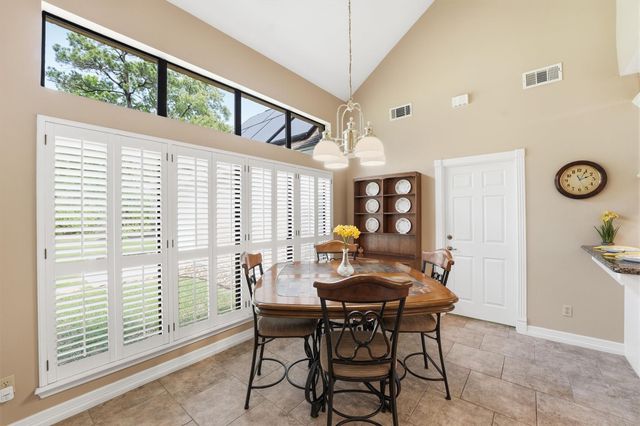 2 Wellington Lane A, Conroe, TX 77304