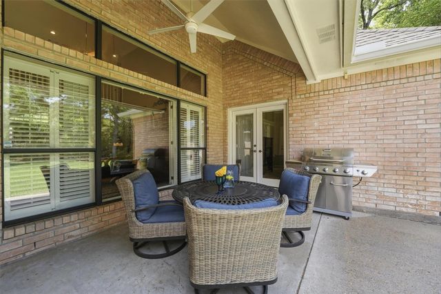 2 Wellington Lane A, Conroe, TX 77304