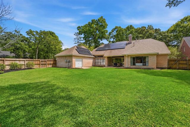 2 Wellington Lane A, Conroe, TX 77304