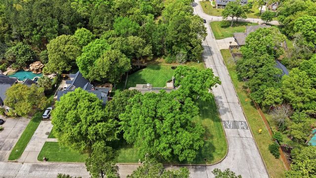 2 Wellington Lane A, Conroe, TX 77304