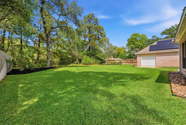 2 Wellington Lane A, Conroe, TX 77304