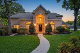 2 Wellington Lane A, Conroe, TX 77304