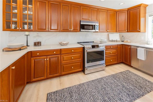 5207 Ocean Front AVE, Virginia Beach, VA 23451