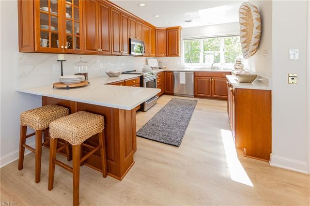 5207 Ocean Front AVE, Virginia Beach, VA 23451