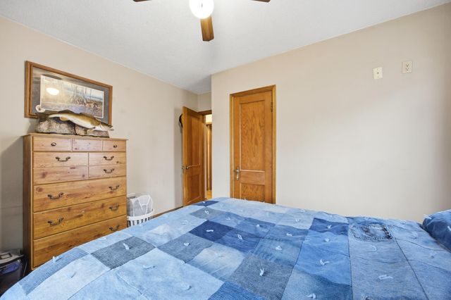 215 14th Street N, Moorhead, MN 56560