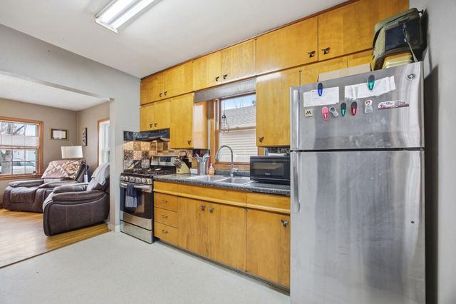 215 14th Street N, Moorhead, MN 56560