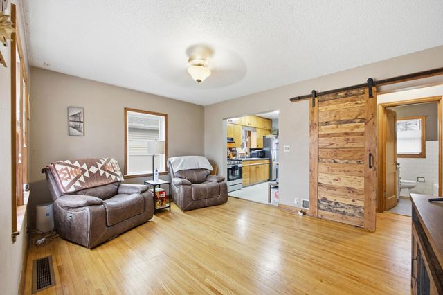 215 14th Street N, Moorhead, MN 56560