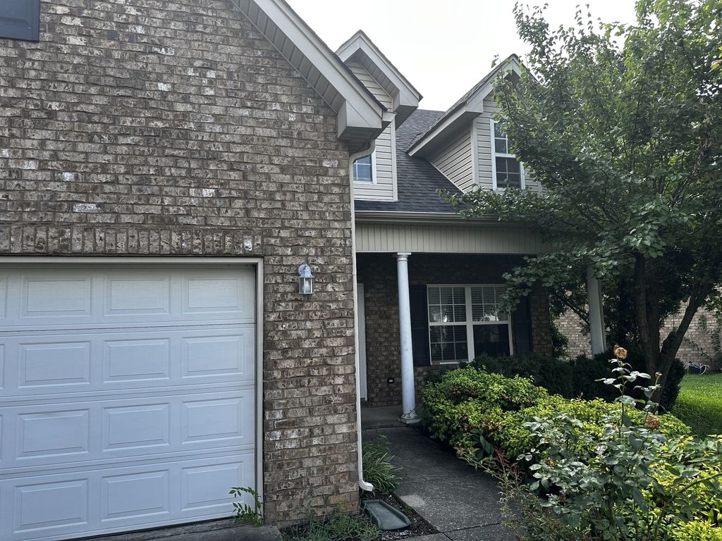 2480 Oak Hill Dr, Murfreesboro, TN 37130