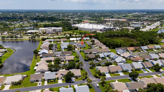 460 NW Casanova Circle, Port St Lucie, FL 34986