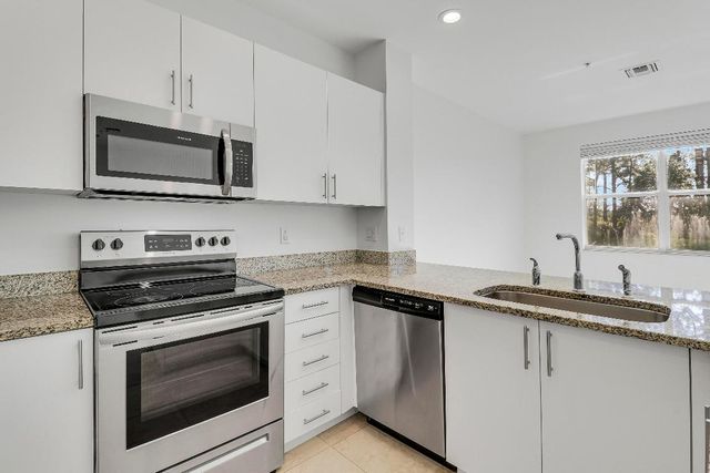 6208 SE Portofino Circle, Hobe Sound, FL 33455