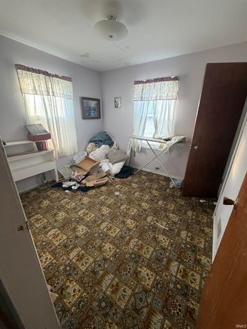 810 Mckinnie Avenue, Fort Wayne, IN 46806