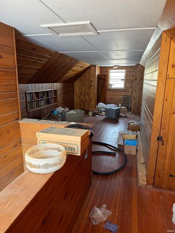 810 Mckinnie Avenue, Fort Wayne, IN 46806