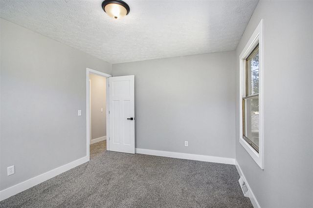 6427 Eagle Ridge Drive, Kalamazoo, MI 49004