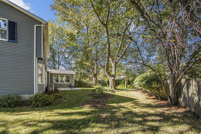 6427 Eagle Ridge Drive, Kalamazoo, MI 49004