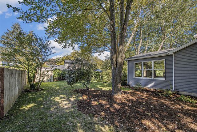 6427 Eagle Ridge Drive, Kalamazoo, MI 49004