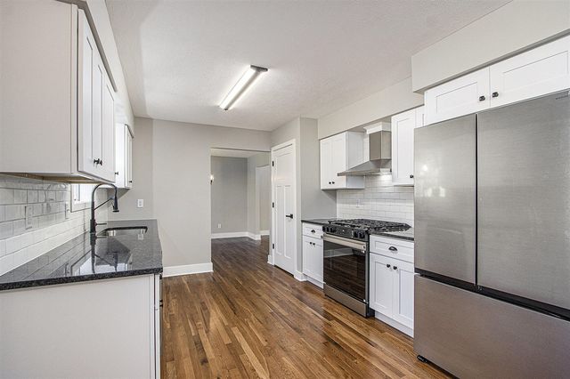 6427 Eagle Ridge Drive, Kalamazoo, MI 49004